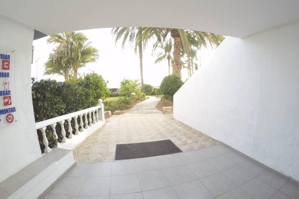 Studio Apartment La Lajilla Located At Beachfront Arguineguin Luaran gambar